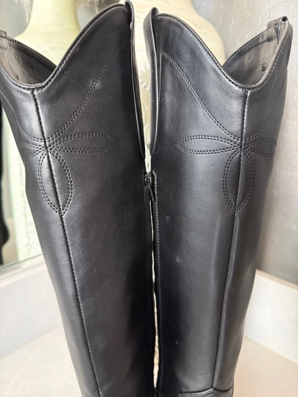 I.N.C. International Concepts NWOB Women's Hayleigh Mid-Heel Cowboy Boots 7.5